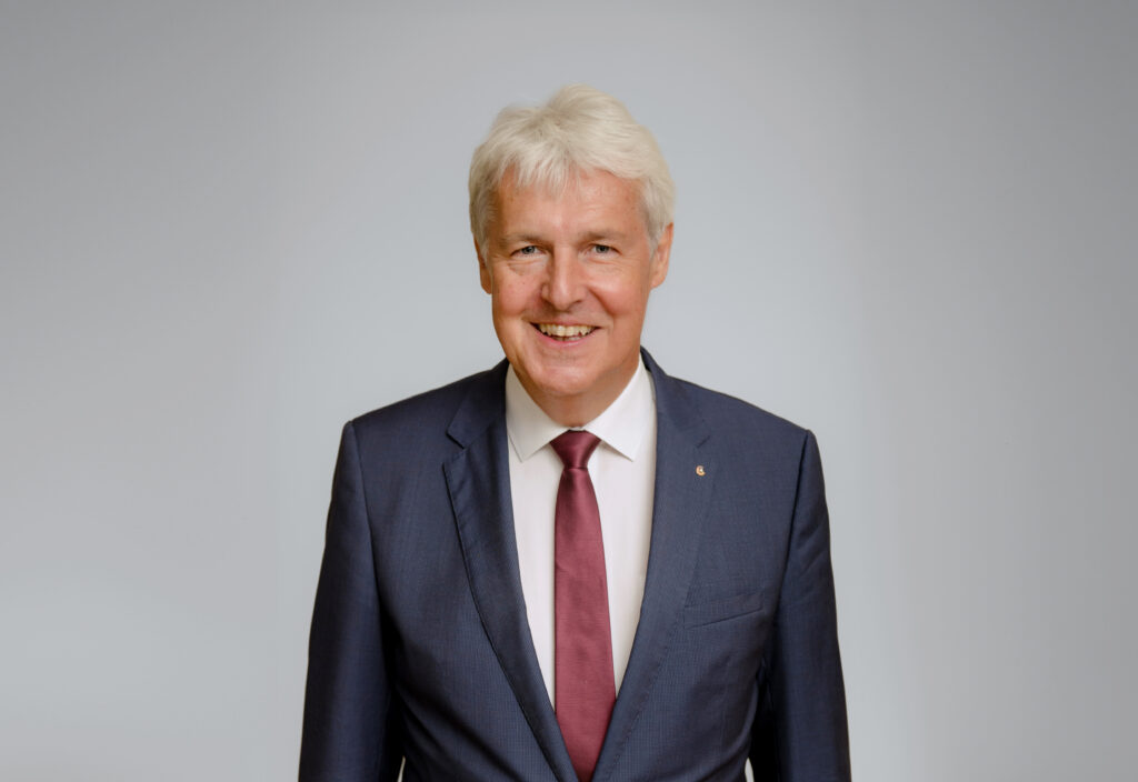 Georg Salcher ist geschäftsführender Gesellschafter und Steuerberater der Consultatio Steuerberatung. © JENIA SYMONDS