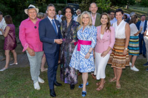 Stefan Schauer (Staud's), Eugen Lamprecht (Schlumberger), Hirooki Hatori (Künstler), Monica Rintersbacher (Leitbetriebe Austria), Martin Zauder (easystaff), Maida Sabanovic (DerMann), Monika Nemetz-Roither (Nemetz-Fleisch) © Christian Mikes