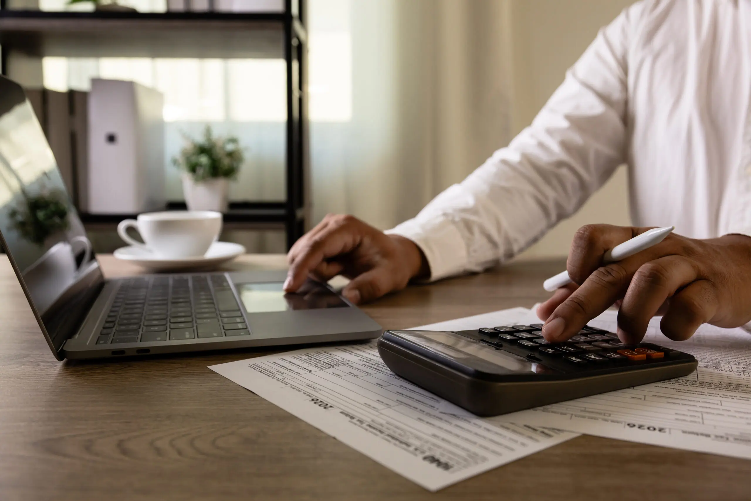 Homeoffice im Ausland: Steuerfallen clever vermeiden